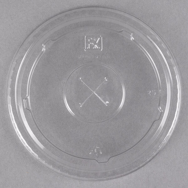 A clear plastic lid with a straw slot.