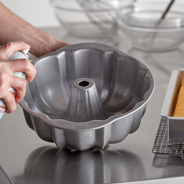 10 inch bundt pan best sale