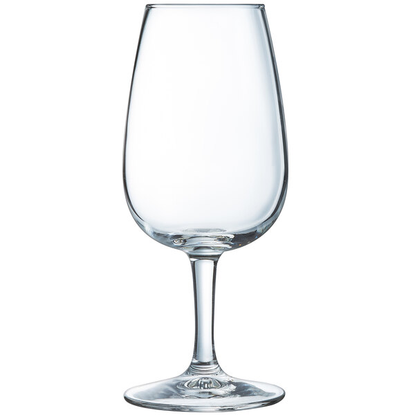 a clear wine glass with a stem