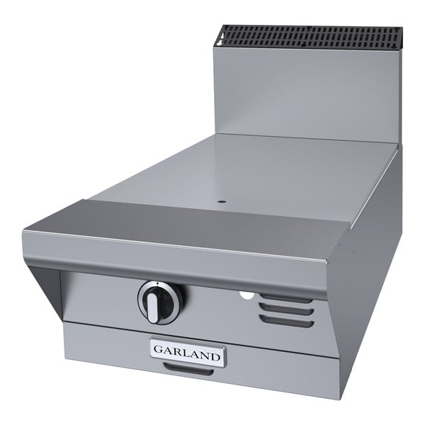 Garland MST7T-E NAT Master Sentry Series Natural Gas Griddle Top Modular 17" Range Attachment - 30,000 BTU