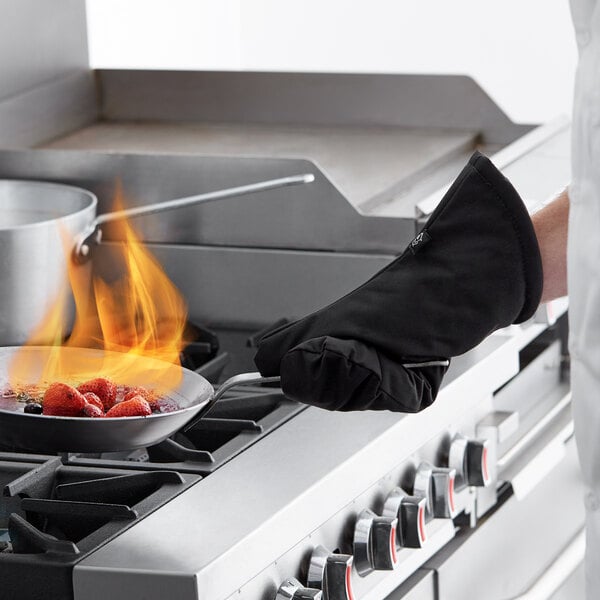 SafeMitt 15 Flame Retardant Oven Mitt with Neoprene Grip