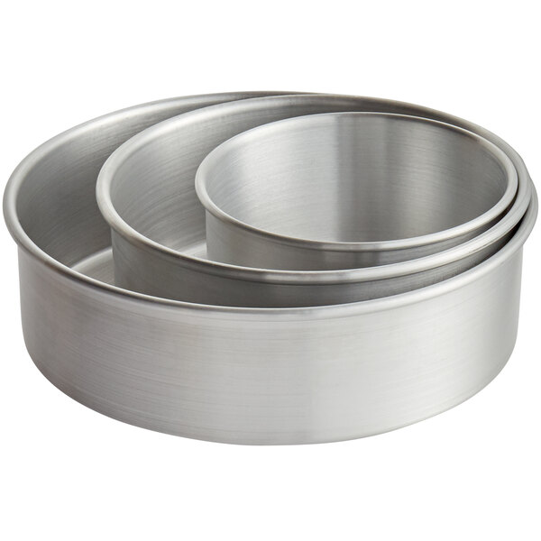 round metal cake pans