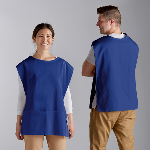 A man and woman wearing Choice Royal Blue poly-cotton cobbler aprons.