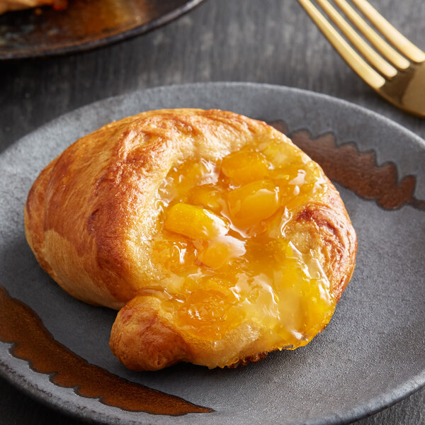 Lucky Leaf Premium Diced Peach Fruit Filling & Topping 38 lb. Pail