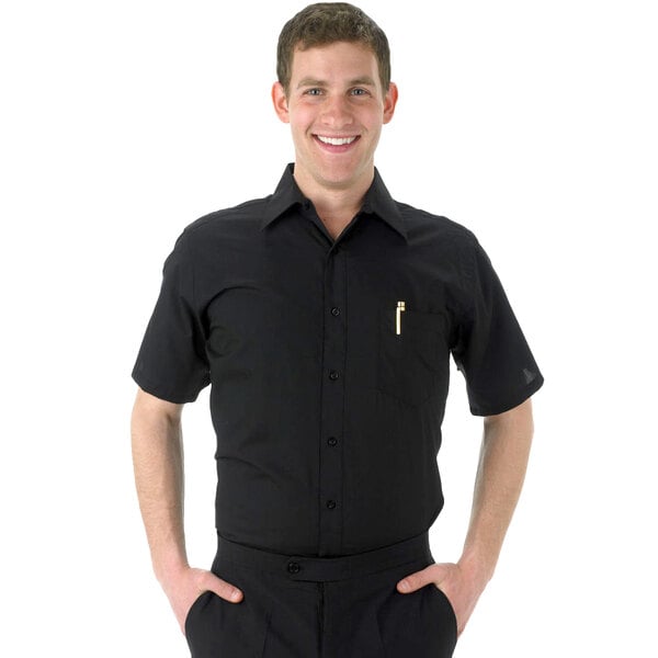 A man wearing a Henry Segal black short sleeve dress shirt.