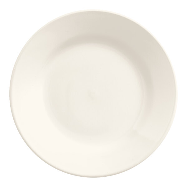 An Acopa ivory stoneware plate with a wide rolled edge.