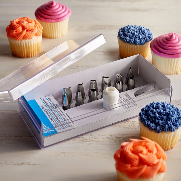 14 Pieces Cake Decorating Kit Supplies with 8 Stainless Steel Piping Nozzle Tips