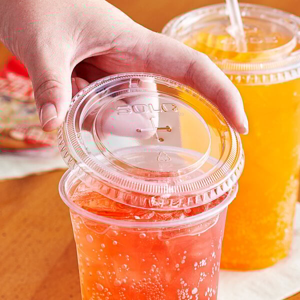 Solo 626TS Clear Flat Lid with Straw Slot - 1,000/Case