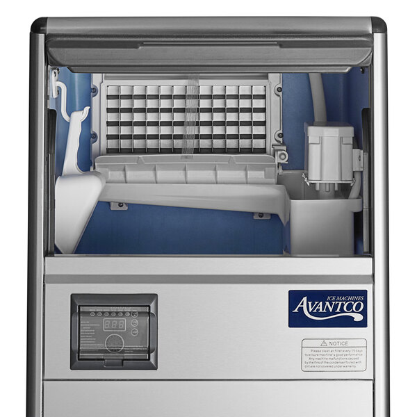 Avantco Ice UC77BA 16" Air Cooled Undercounter Bullet Ice Machine