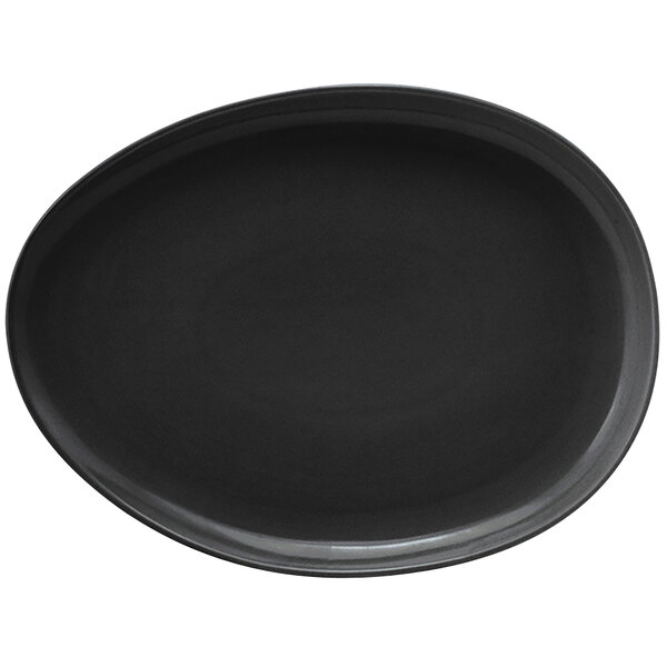 A black oval plate with a white background.