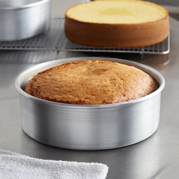 What is the definition of a light cake pan?
