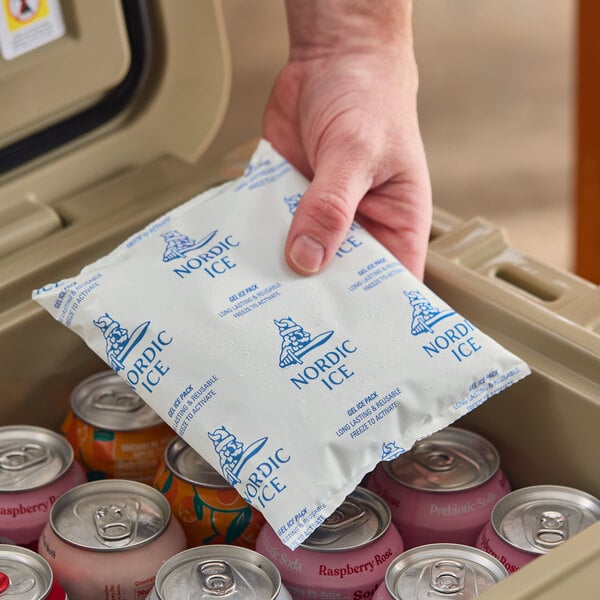 Nordic NI16 16 oz. 6 1/2" x 5 1/2" x 1" Gel Cold Pack - 36/Case