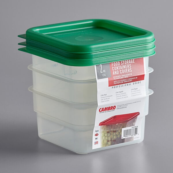 Cambro 2SFSPPSW3190 CamSquares 2 Qt. Translucent Square Food Storage Container with Green