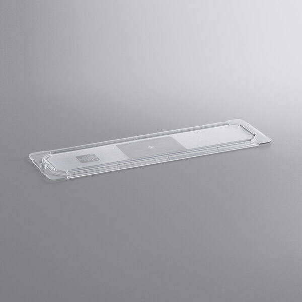A clear rectangular plastic lid for a Vigor food pan.
