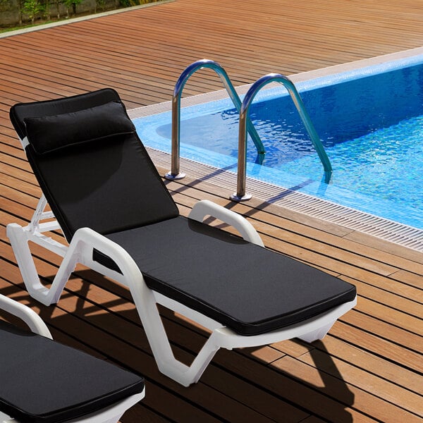 chaise pillow