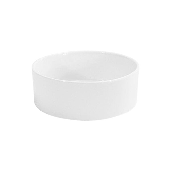 A round, bright white porcelain bowl with a 16 oz. capacity.