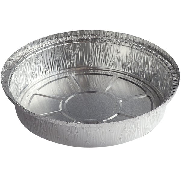 A Choice round aluminum foil pan with a lid.