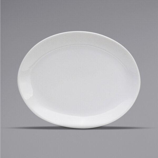 A white Oneida Buffalo porcelain oval coupe platter.