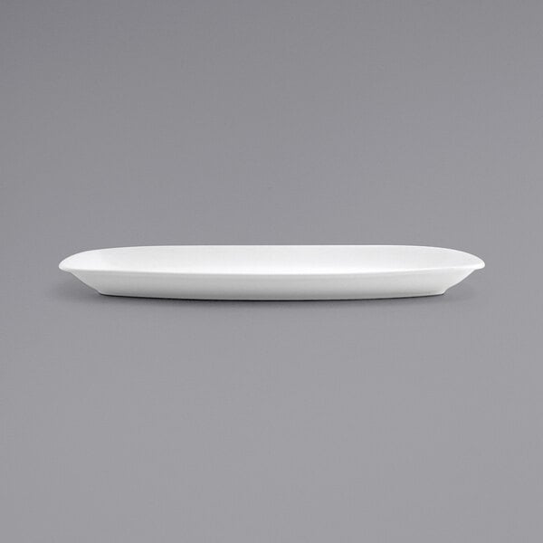 A white rectangular plate on a gray background.