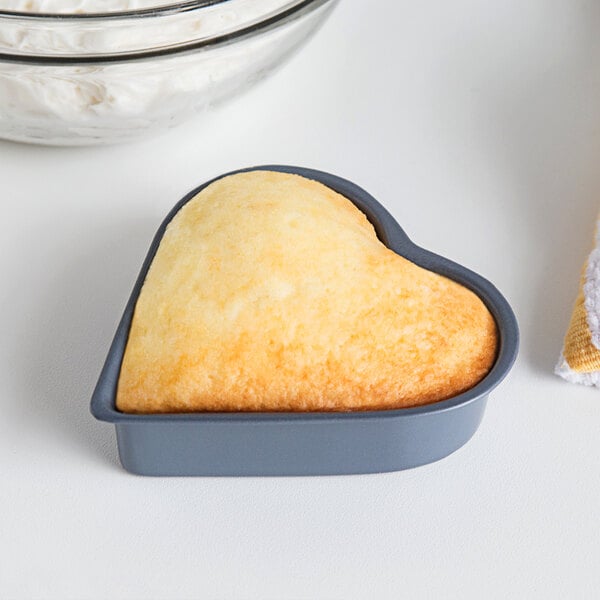 number 4 shaped cake pan