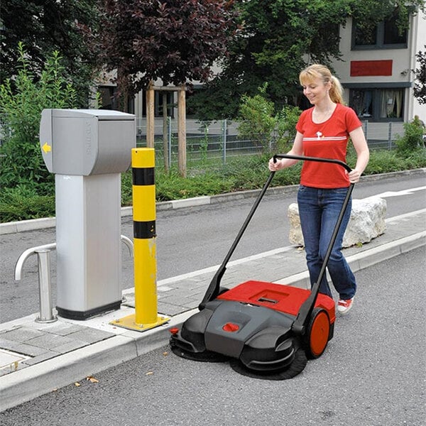 Bissell Commercial Bg Battery Powered Triple Brush Outdoor