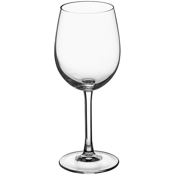 An Arcoroc Romeo wine glass with a stem on a white background.
