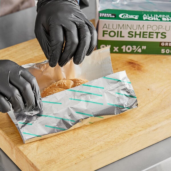 Choice 9 x 10 3/4 Food Service Interfolded Pop-Up Foil Sheets