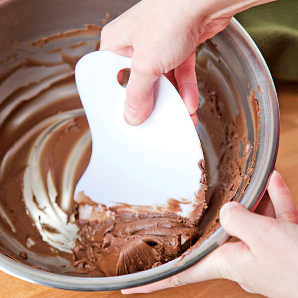 White Plastic Bowl Scraper 6.5" x 4"