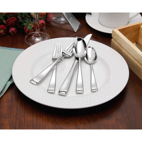 Oneida T711FDNF Moda 8" 18/10 Stainless Steel Extra Heavy Weight Dinner