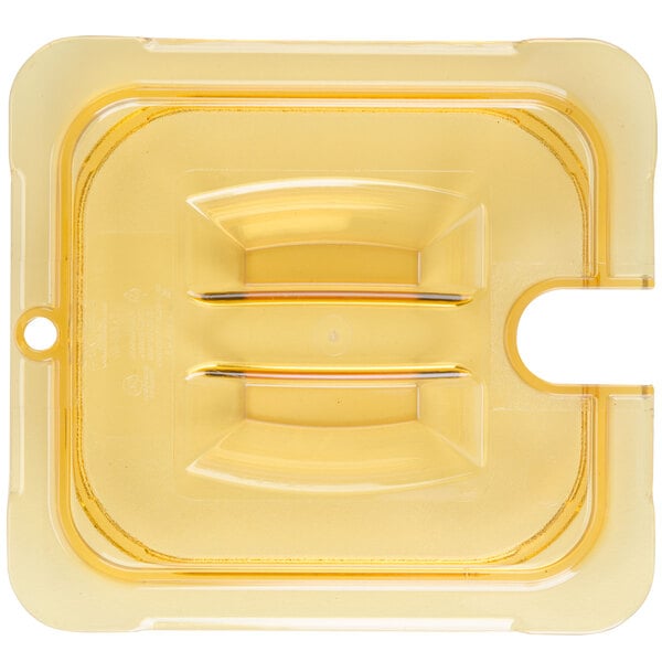 A yellow plastic Carlisle lid with a handle and spoon notch.