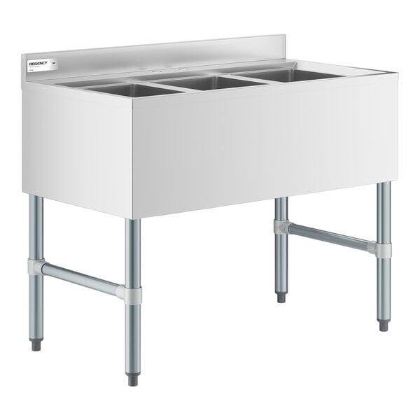 Regency 38 1/2" x 21" Three Bowl Underbar Sink