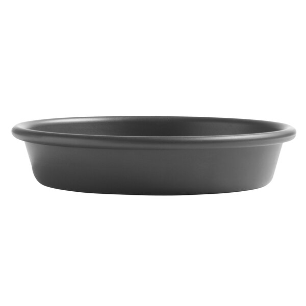 A black round deep dish pizza pan.