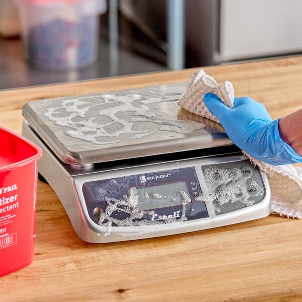 San Jamar / Escali SCDGM66 66 lb. Multi-Function Digital Portion Control Kitchen Scale