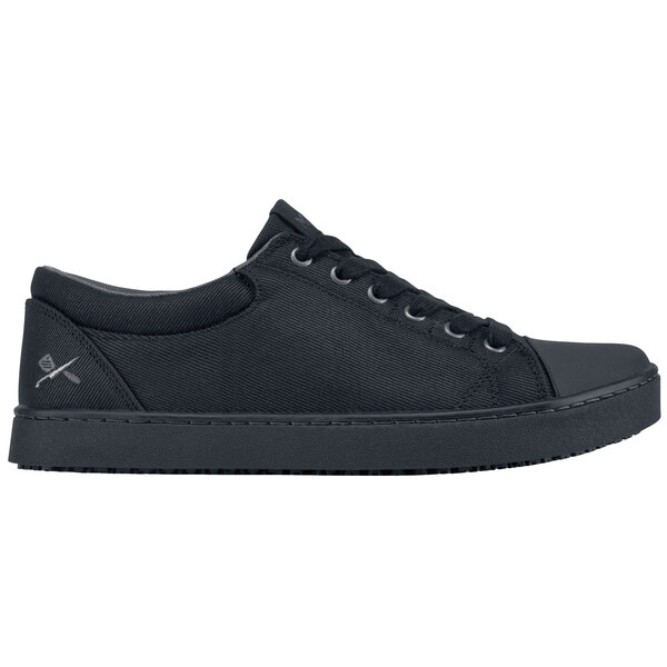 A pair of black MOZO men's casual shoes with laces and a rubber sole.