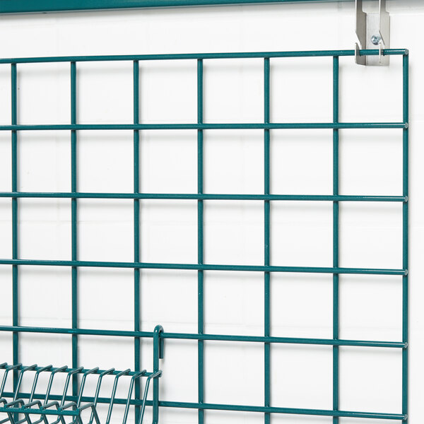 A Metroseal 3 wire grid with green metal bars.