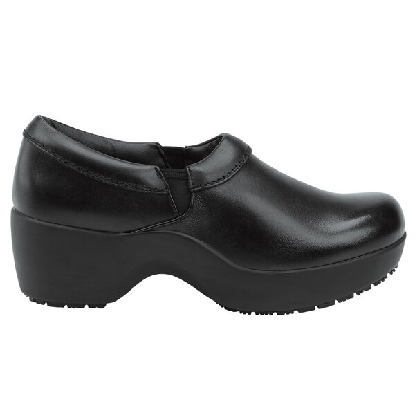 A black leather SR Max Geneva clog with a rubber sole.