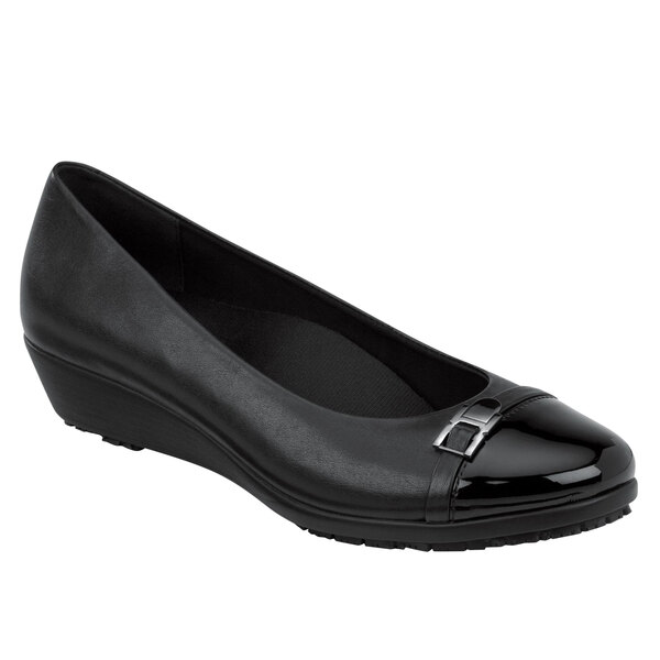 non slip shoes for women nearby