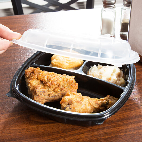 9" x 9" x 3" Medium 3 Compartment Microwaveable Plastic Hinged TakeOut