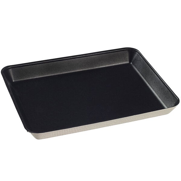 A Solia black rectangular Sugarcane plate with black PLA lamination.