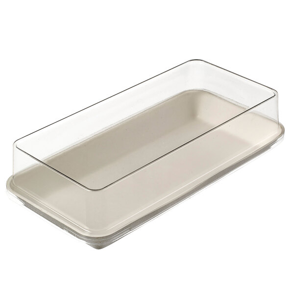 a clear glass pan with a clear lid