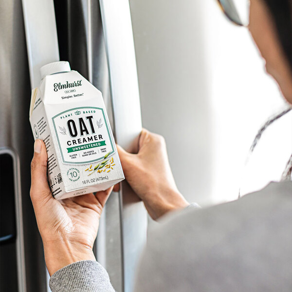 Elmhurst's 16 oz. Unsweetened Oat Creamer