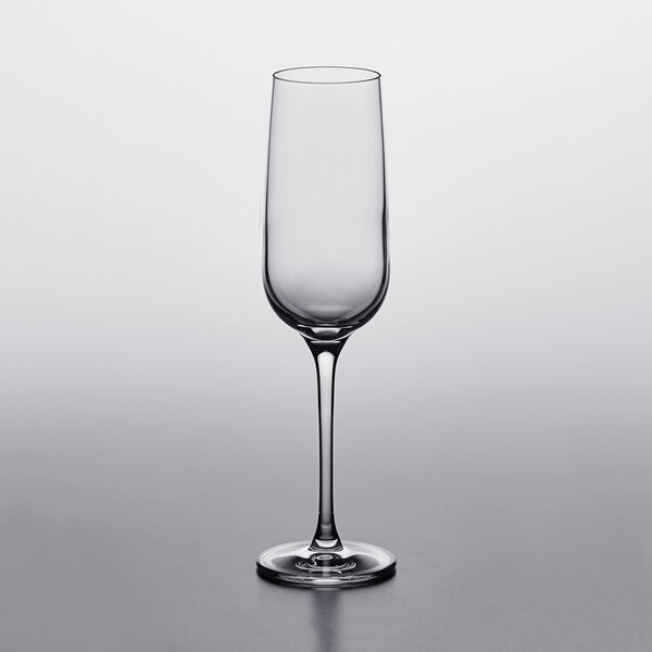 A clear Nude Refine wine glass.