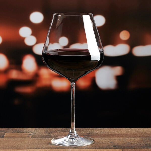 Lucaris Hip from Anchor Hocking Foodservice 30.75 oz. Burgundy Wine Glass - 24/Case