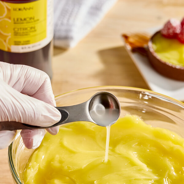 LorAnn Oils 16 fl. oz. All-Natural Lemon Bakery Emulsion