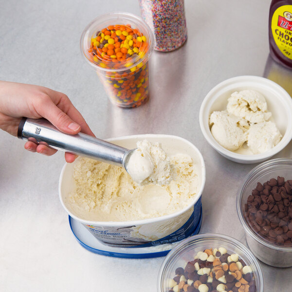 2 oz ice cream scoop