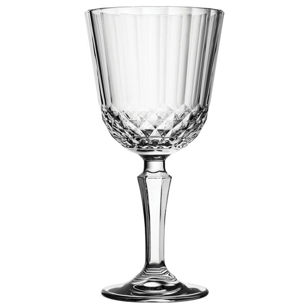 A Pasabahce red wine glass with a clear stem and base.