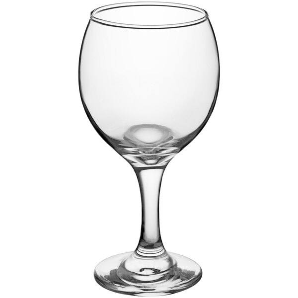 An Acopa clear wine glass.