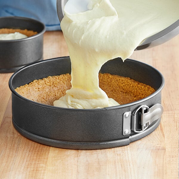 Amazon.com: E-Gtong 7 Inch Springform Cake Pan, Stainless Steel Springform  Pans, Leakproof & Nonstick Cheesecake Pan with Removable Bottom, Round Spring  Form Cake Pan For Baking: Home & Kitchen