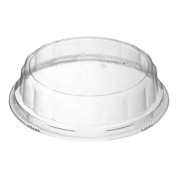 A clear plastic container with a clear lid.
