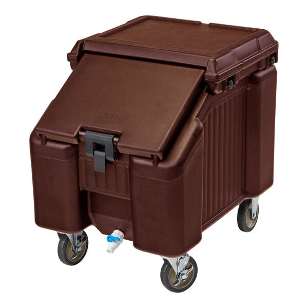 Cambro ICS100L4S131 SlidingLid™ Dark Brown Mobile Ice Bin - 100 lb. Capacity